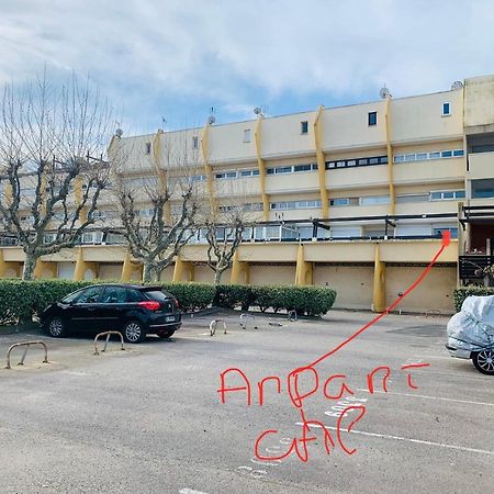 Nid Douillet Dans Les Coursives Du Village Naturiste Du Cap D アグド エクステリア 写真